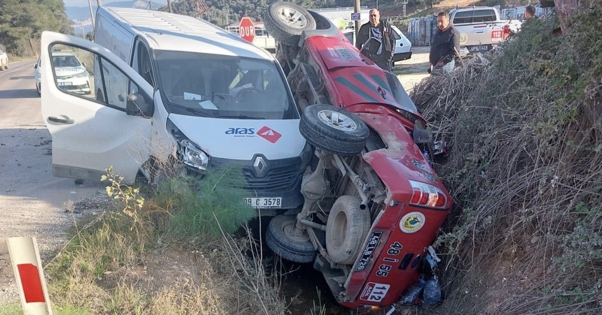 Milas Ören yolu Kalınağıl kavşağında bugün sabah saatlerinde meydana gelen