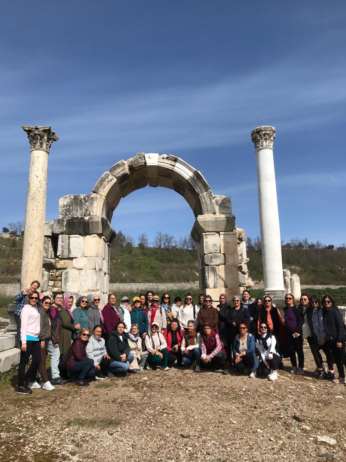 Milas Belediyesi, Atatürk Spor Kompleksi bünyesinde ücretsiz olarak açtığı pilates, fonksiyonel antrenman ve çalışan