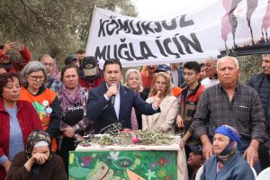 Muğla Büyükşehir Belediye Başkan Adayı Ahmet Aras, doğup büyüdükleri topraklardan kamulaştırma