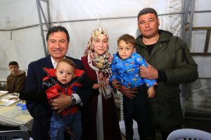 CHP Muğla Büyükşehir Belediye Başkan adayı Ahmet Aras,&nbsp;Seydikemer&nbsp;ilçesinde düzenlenen iftar