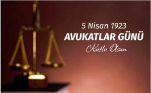 Muğla Barosu, 5 Nisan Avukatlar Günü'nü Cumhuriyet Meydanı'nda gerçekleştirdiği çelenk
