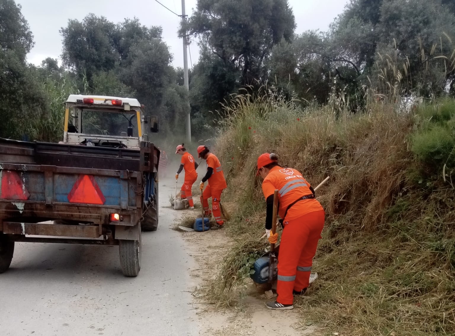 Milas Belediyesi Temizlik İşleri Müdürlüğü Ekipleri ilçe merkezi ve kırsal