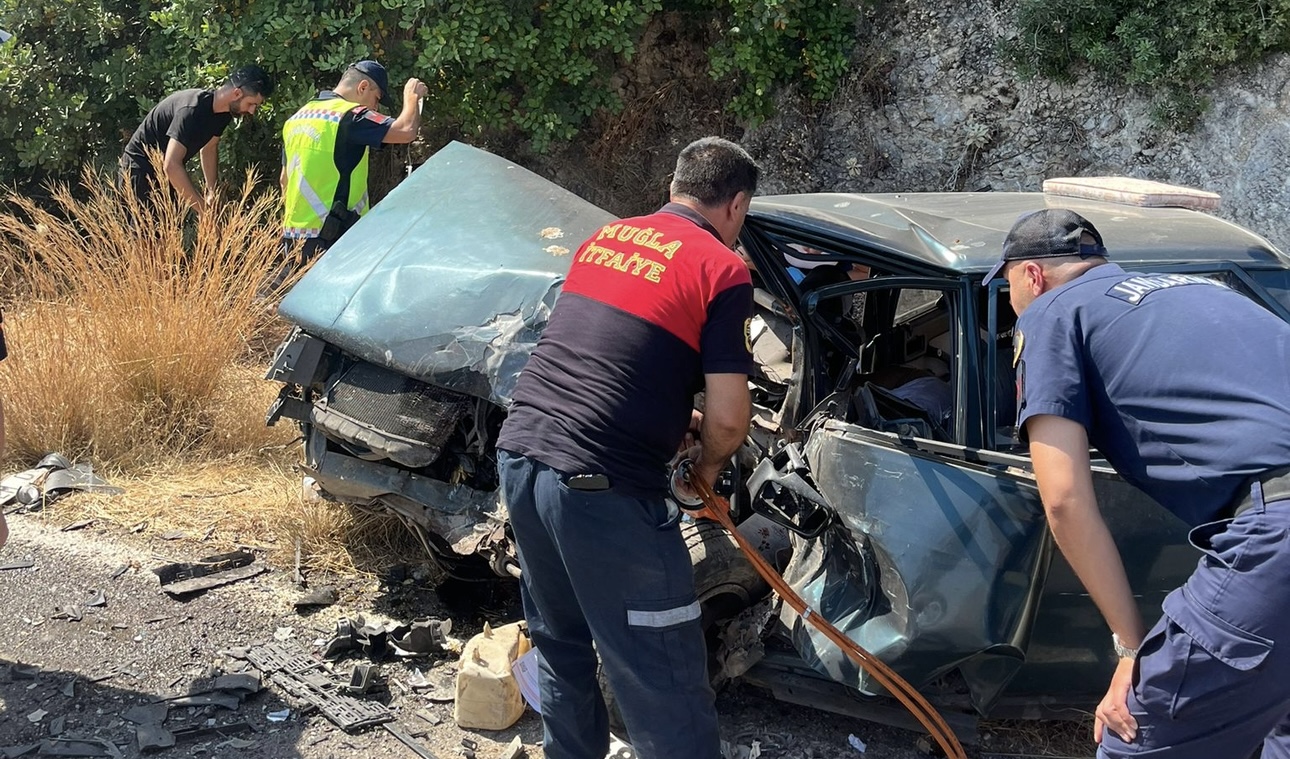 Muğla’nın Milas ilçesinde, Ören-Milas yolunun 4. kilometresinde meydana gelen trafik