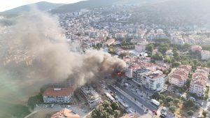 Muğla’nın Milas ilçesinde 23 Nisan Bulvarı’ndaki bir iş yerinde çıkan