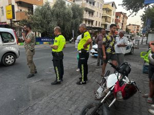 Muğla’nın Milas ilçesi İsmetpaşa Mahallesi Sanayi Caddesi üzerinde Trafik Polisi