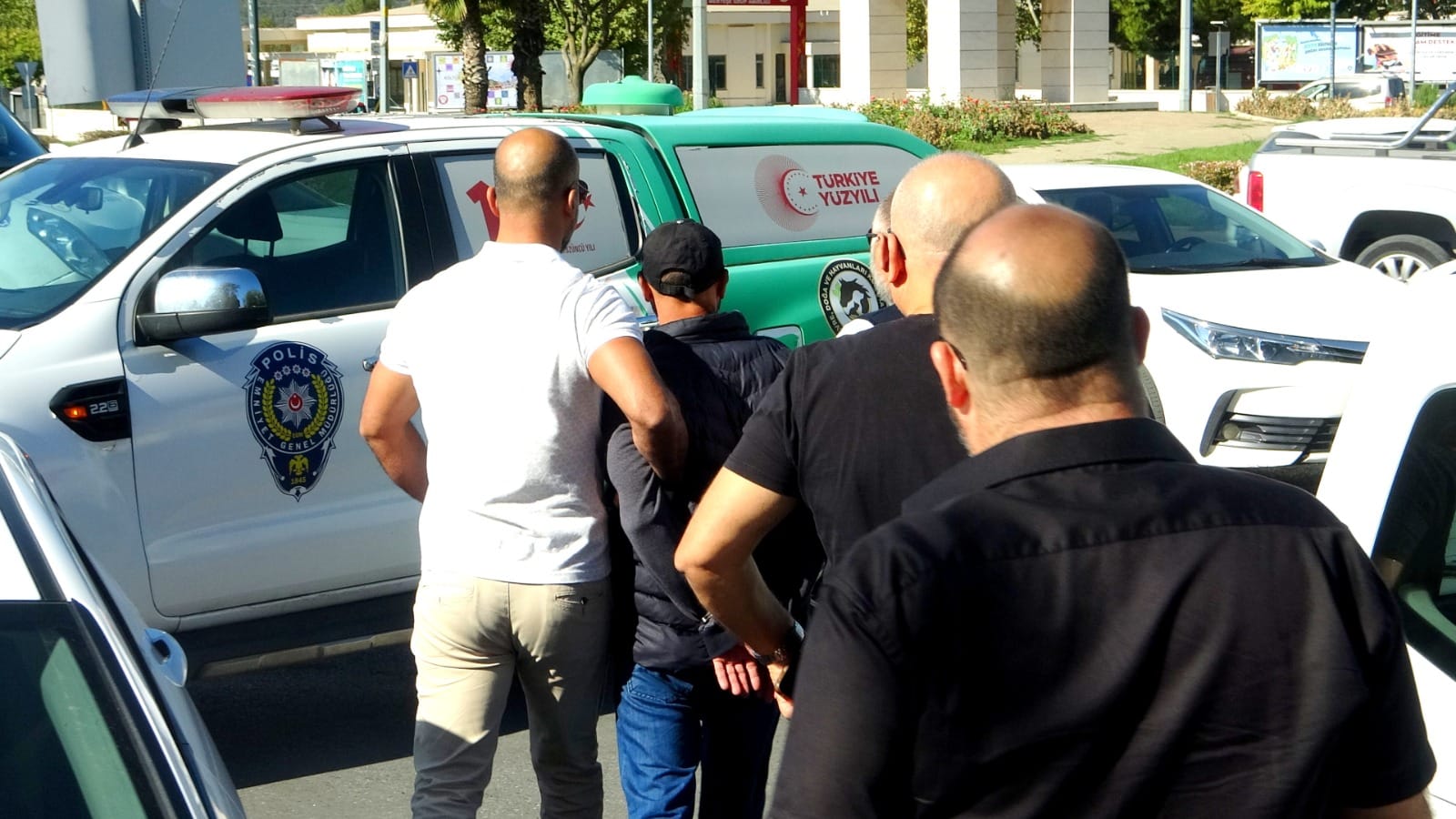 Muğla’nın Yatağan ilçesinde Cumartesi pazarı mevkiinde sabah saatlerinde meydana gelen