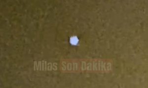 İhbar hattımıza gelen görüntülerde, Milas semalarında gece saatlerinde beliren parlak