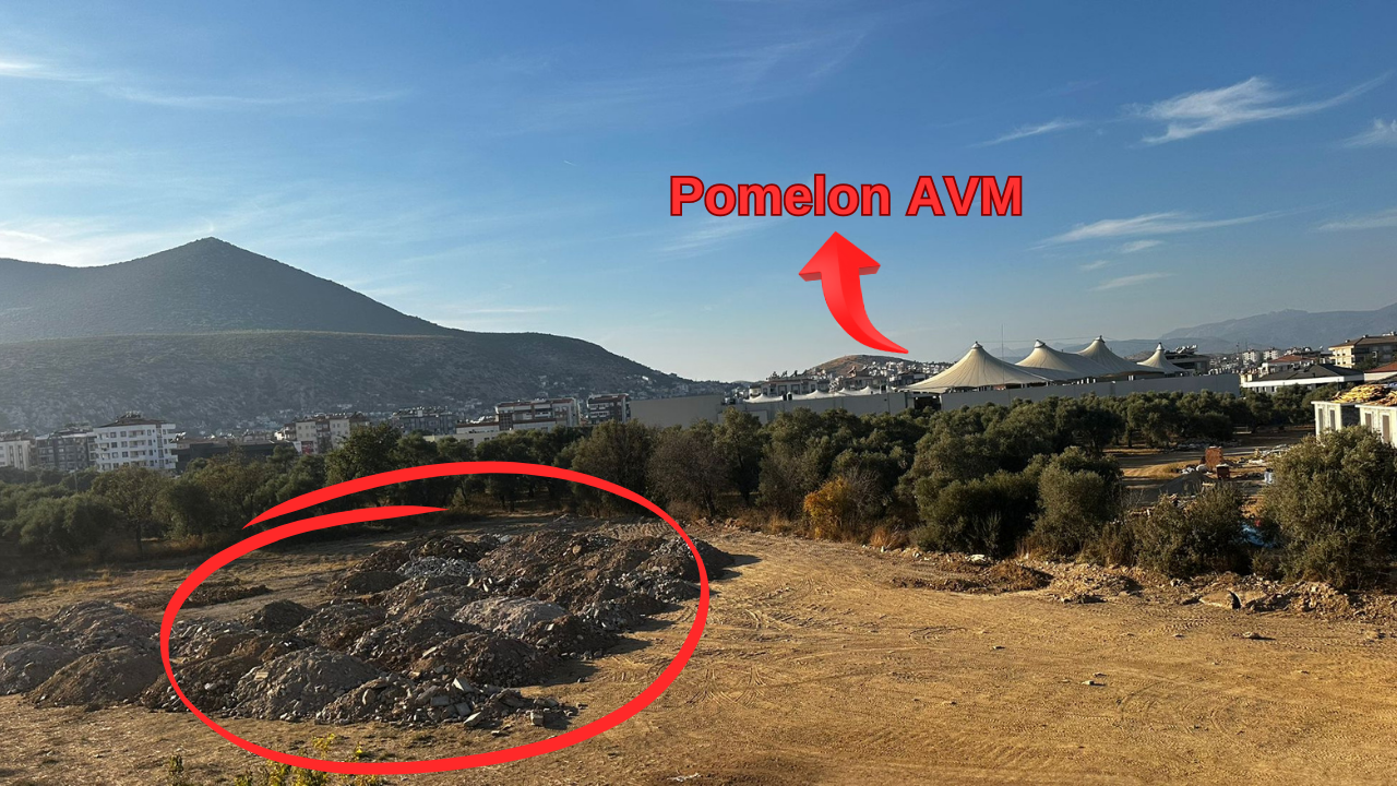 Milas’ın Cumhuriyet Mahallesi, Şeftali İrimi Sokak’ta bulunan Pomelon AVM’nin arka