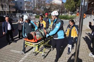 Muğla Şehit Altuğ Pek Anadolu Lisesi’nde deprem ve yangın tahliye