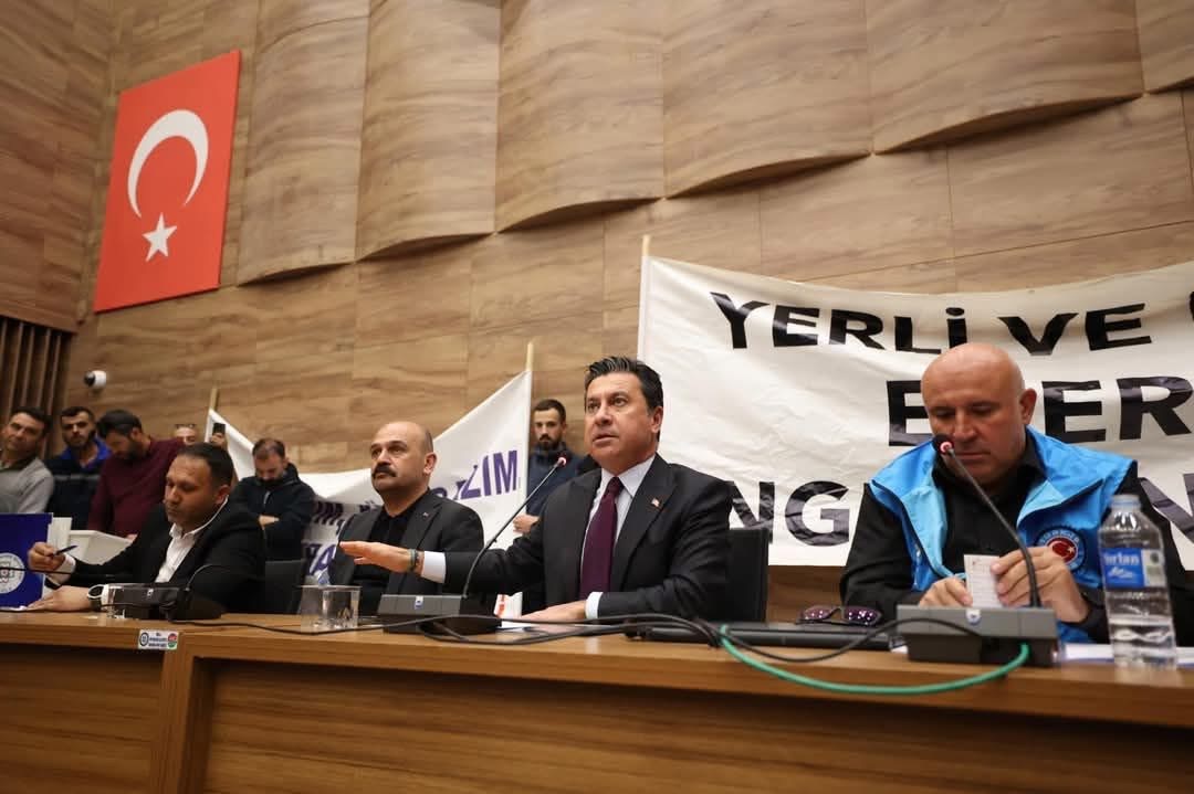 Muğla’da emekçilerin sorunlarını dile getirmek amacıyla düzenlenen toplantıda yaşanan olaylar