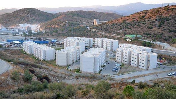 Muğla’nın Milas ilçesinde bulunan Akkent TOKİ konutlarında yaşayan vatandaşlar, son