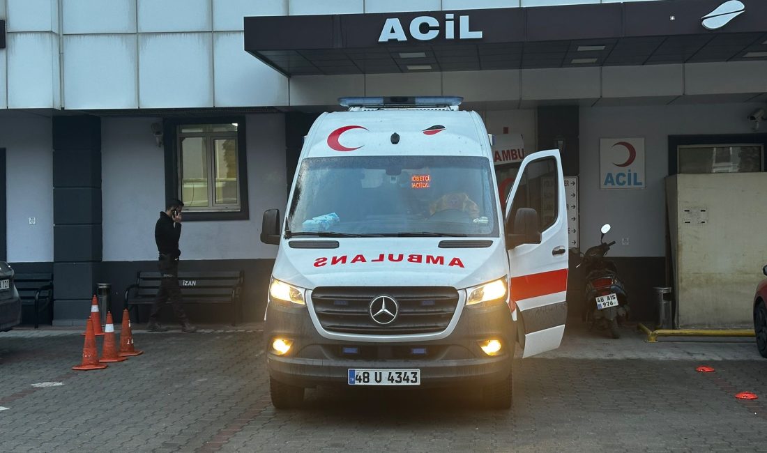 Milas Zeytinlikuyu Plajı’nda Acı Olay: Denize Giren Vatandaş Hayatını Kaybetti Muğla’nın Milas ilçesine bağlı Zeytinlikuyu plajında 28 Temmuz Pazar gecesi