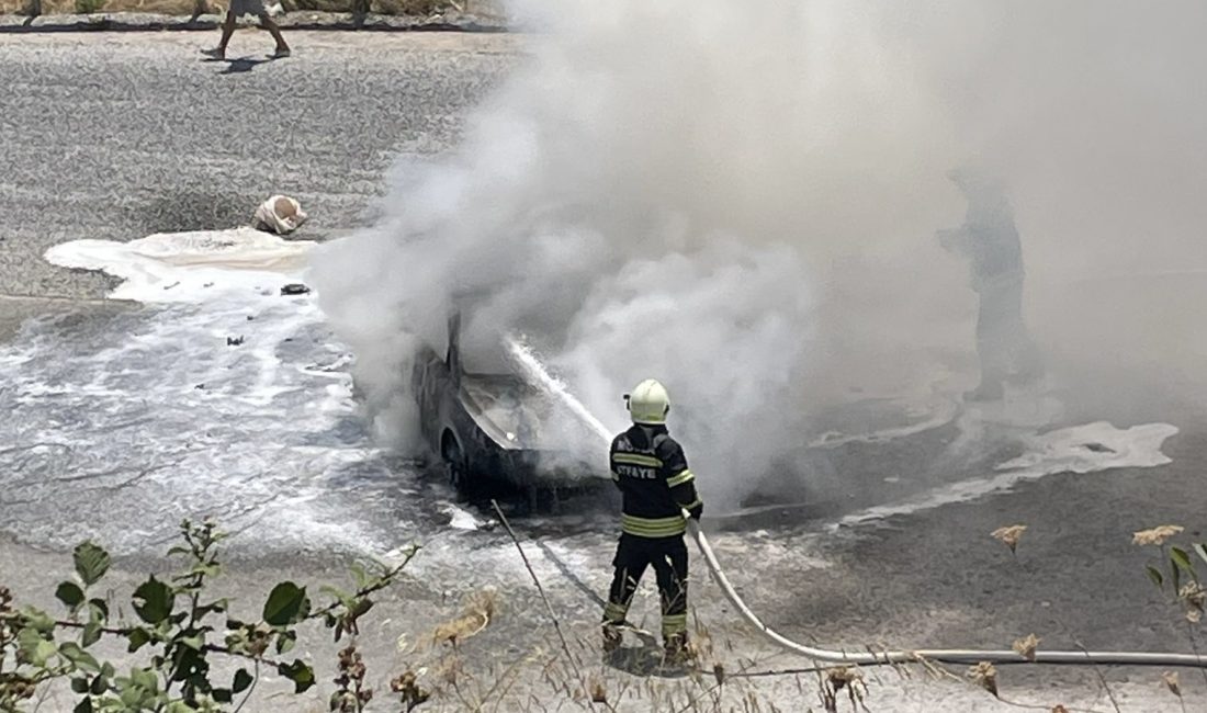 Muğla’nın Yatağan ilçesi Eskihisar yol ayrımında seyir halindeki bir araç,