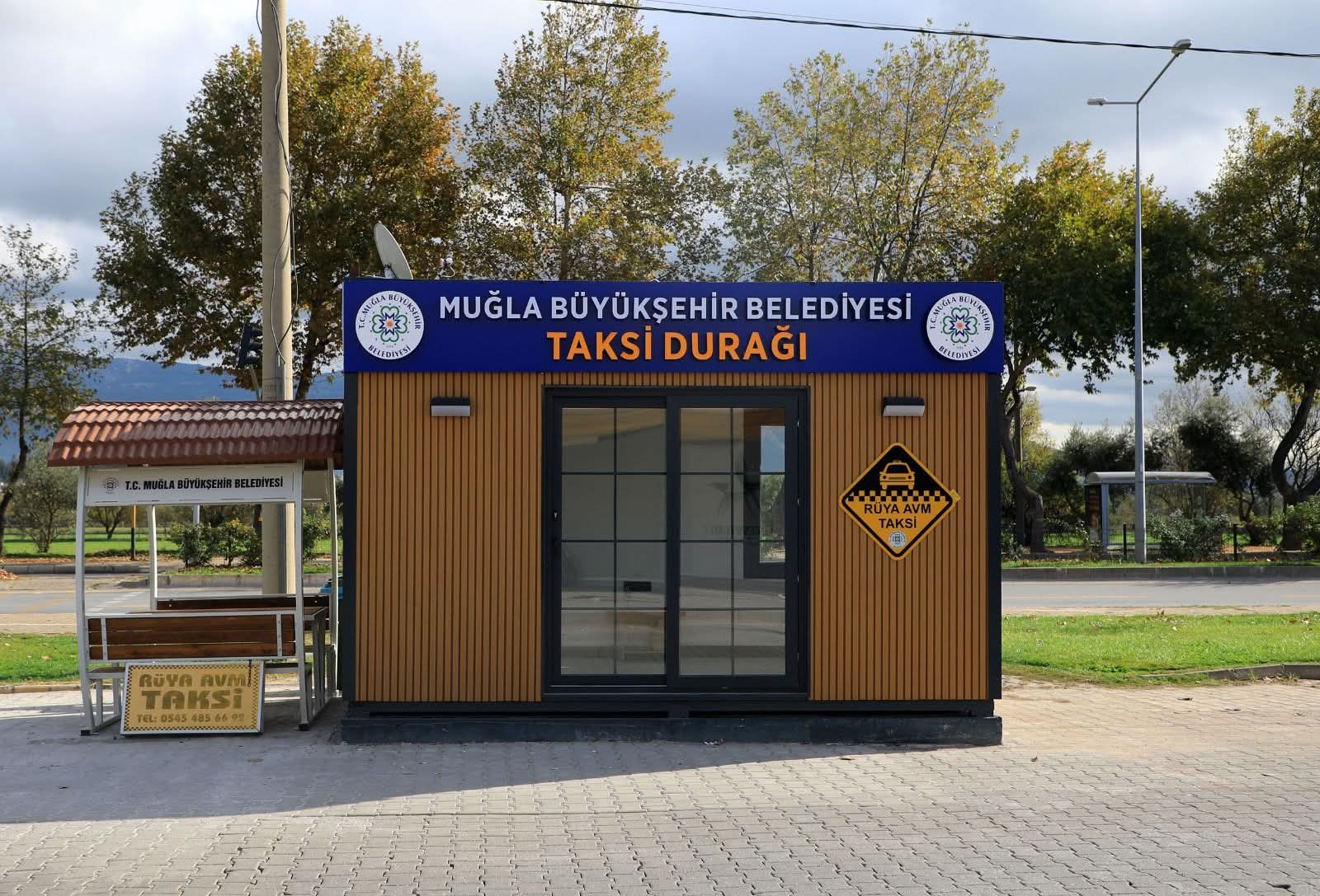 Muğla Büyükşehir Belediyesi, taksici esnafının çalışma koşullarını iyileştirmek ve kent