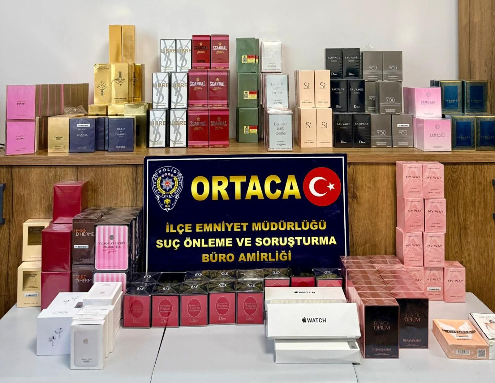 Muğla’nın Köyceğiz ilçesinde polis ekiplerince gerçekleştirilen denetimde, şüpheli hareketler sergileyen