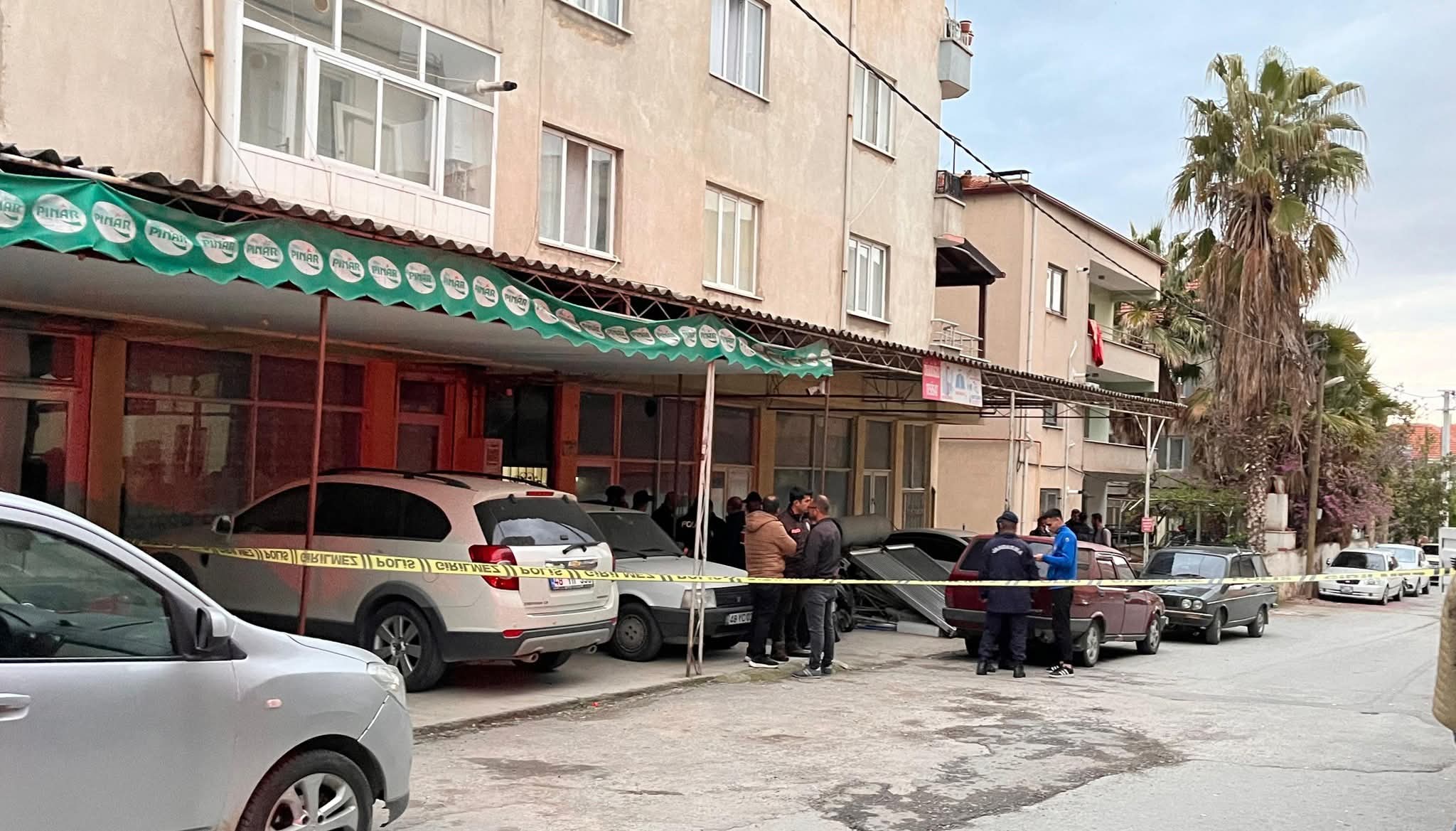 Muğla’nın Yatağan ilçesinde, polis kovalamacası sırasında apartman boşluğuna düşen 17